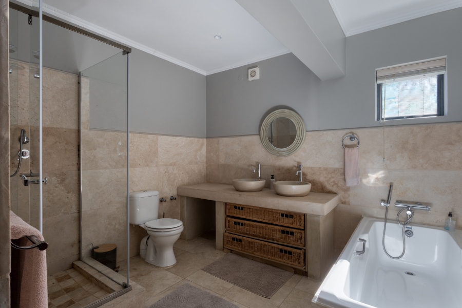 3 Bedroom Property for Sale in Pezula Golf Estate Western Cape